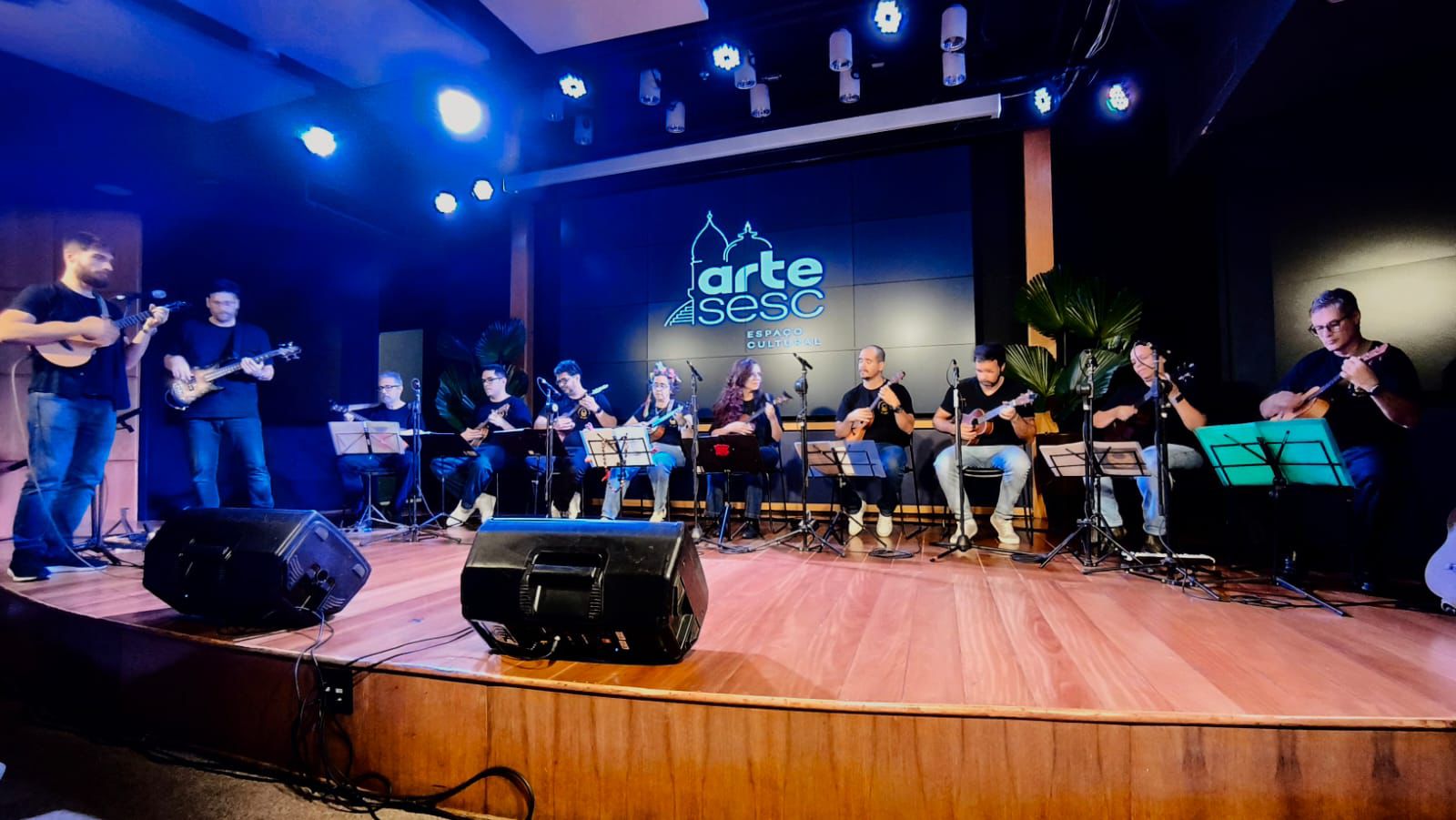 Arte Sesc recebe Orquestra de Ukuleles da UFRJ no projeto Música no Museu
